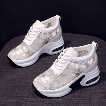 Обувь для женщин 2023 Горячая распродажа Женская вулканизированная обувь с принтом Весенние модные женские кроссовки на высоком каблуке Женская повседневная обувь