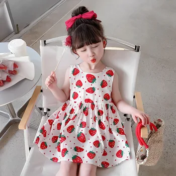 Клубничное платье, летние платья для девочек 2023, новинка, сарафан без рукавов с принтом для малышей 1-8 лет, детская одежда в корейском стиле