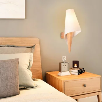 Современный простой настенный светильник из светодиодного дерева, прикроватная лампа для спальни, японский творческий кабинет, гостиная, балкон, лестничная лампа